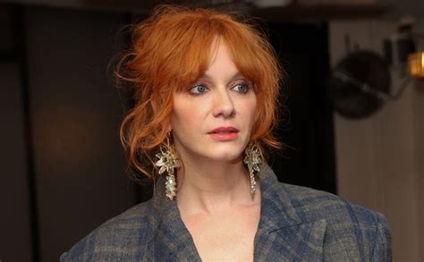 nudechristina hendricks|Fans Lust Over Christina Hendricks’ Steamy Throwback Photos。